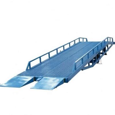 Quality Reinforced Steel Forklift Yard Ramp Mobile Dock Ramp With Anti Skid Deck factory